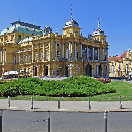 Rooms And Apartments Glossy Zagreb Luaran gambar