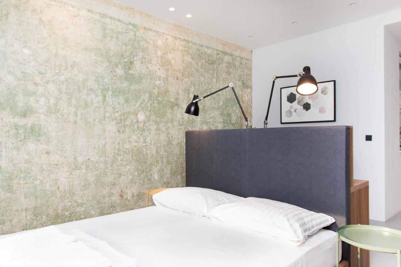 Rooms And Apartments Glossy Zagreb Luaran gambar