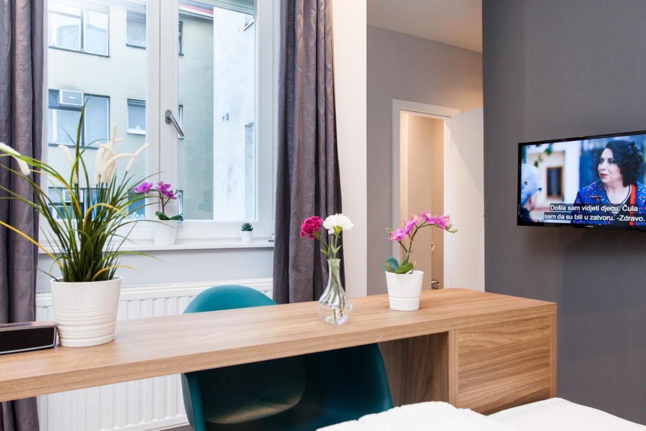 Rooms And Apartments Glossy Zagreb Luaran gambar