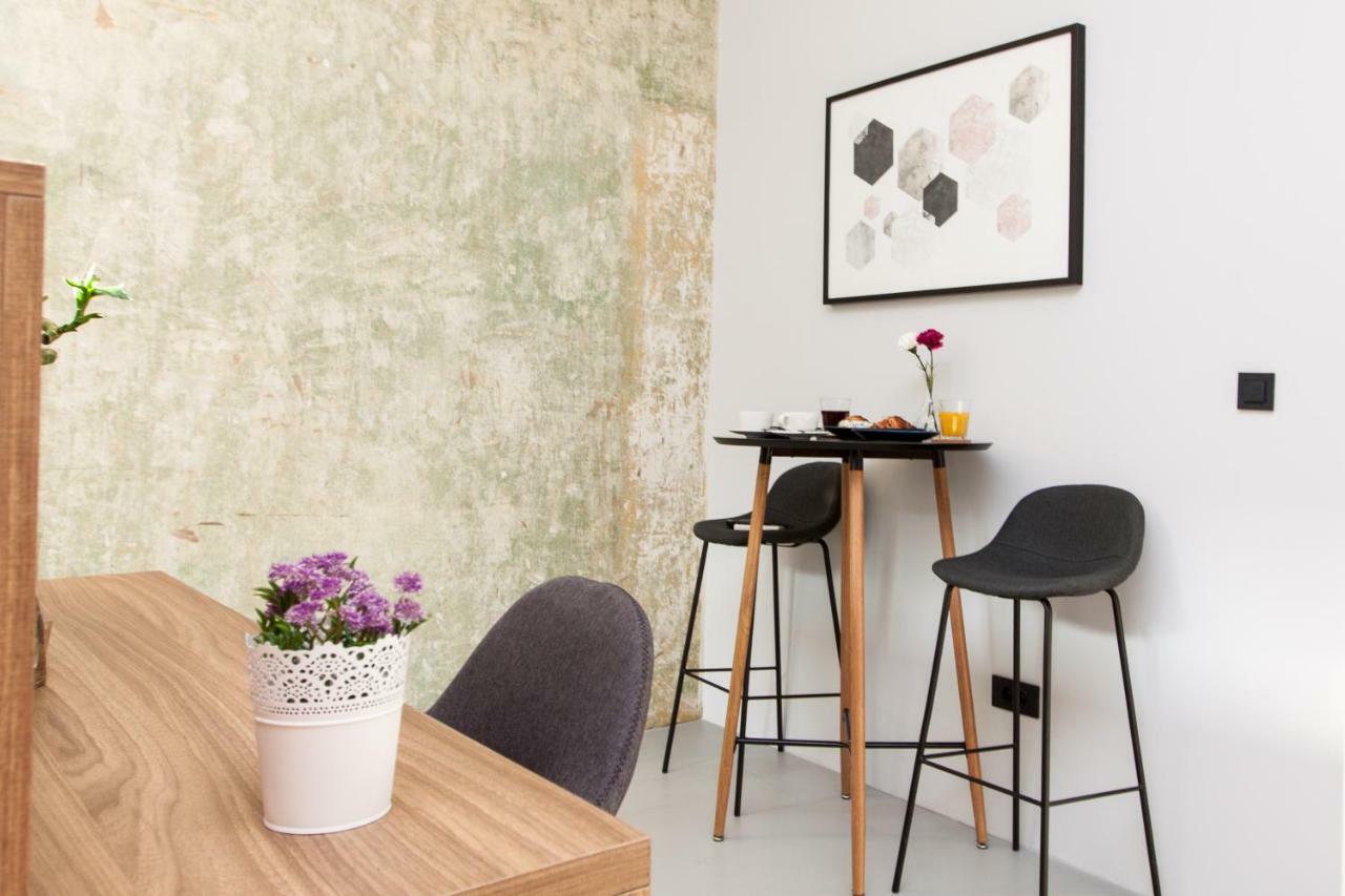 Rooms And Apartments Glossy Zagreb Luaran gambar