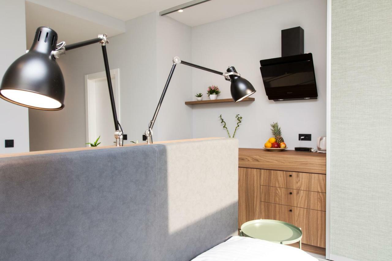 Rooms And Apartments Glossy Zagreb Luaran gambar